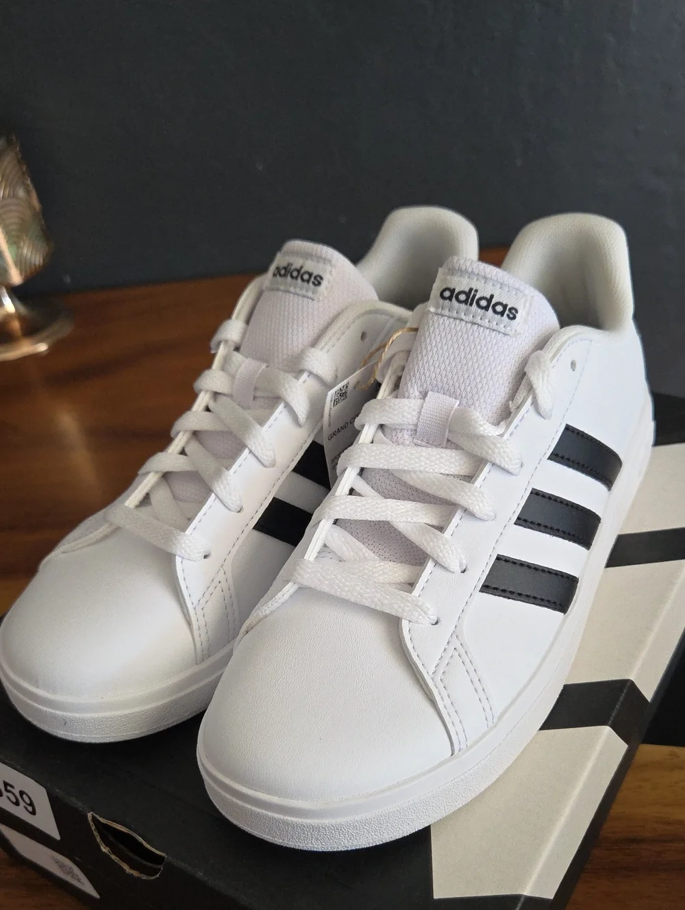 Adidas Kids Grand Court White/Black Casual Sneakers Size 5 NEW WITH TAGS